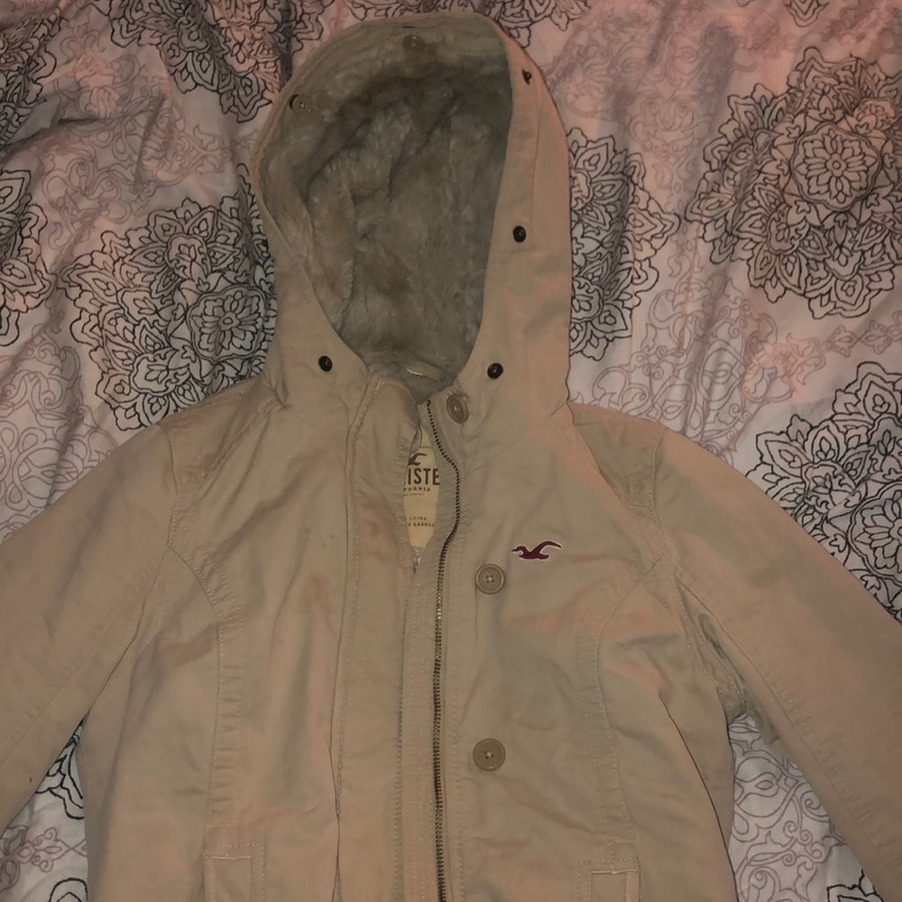 Hollister coat